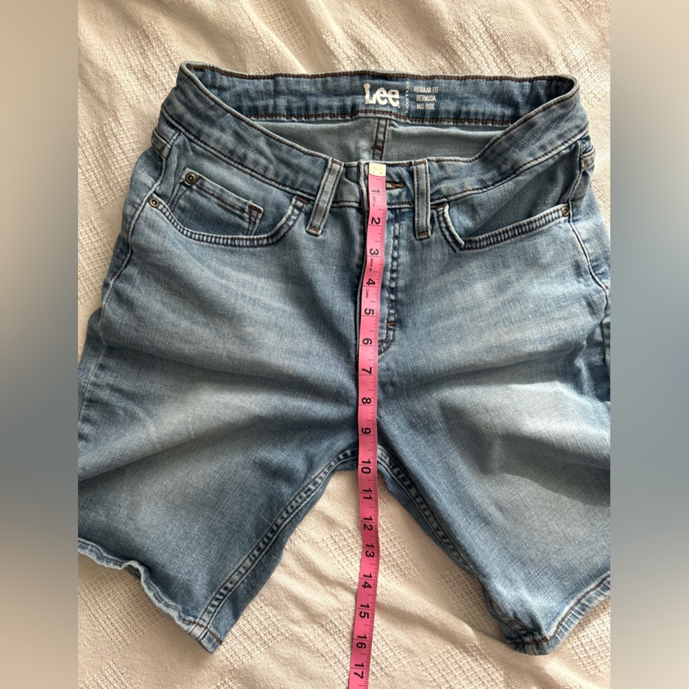 Lee Denim Bermuda Shorts mid rise size 8 - Picture 7 of 8